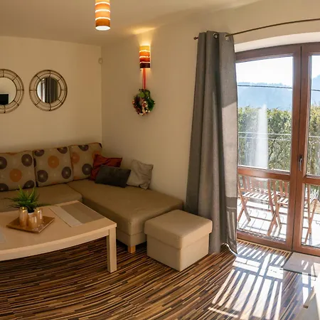 Nad Dunajcem Apartment *